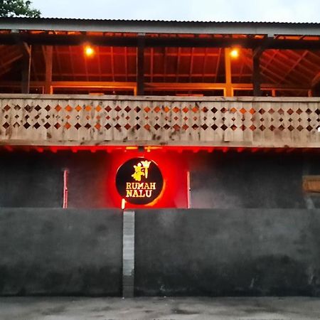 Rumah Nalu Surf Camp Krui Extérieur photo